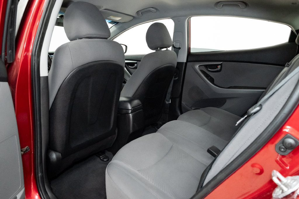 Used 2014 Hyundai Elantra SE w/ Option Group 02 FWD image 21