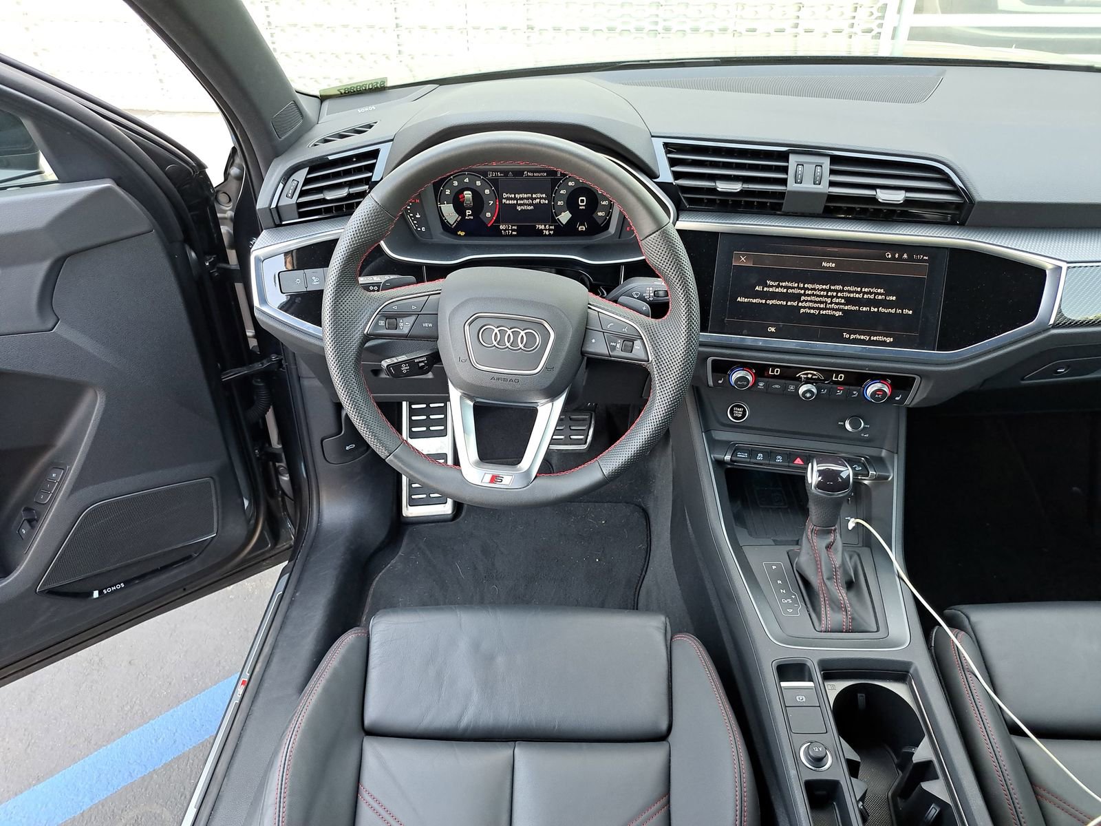 Used 2025 Audi Q3 2.0T Premium Plus w/ Premium Plus Package image 6