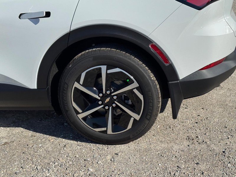 New 2026 Chevrolet Equinox EV LT FWD image 4