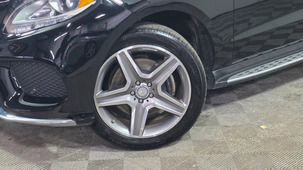 Used 2016 Mercedes-Benz GLE 350 4MATIC image 2