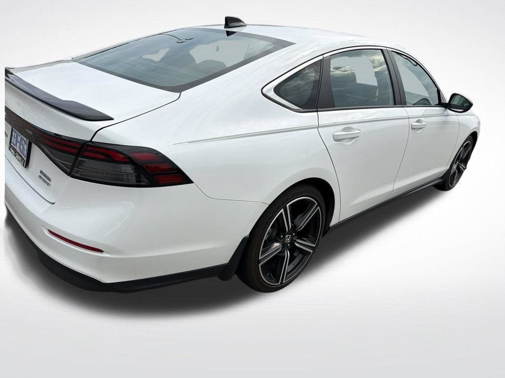 Used 2024 Honda Accord Sport image 5