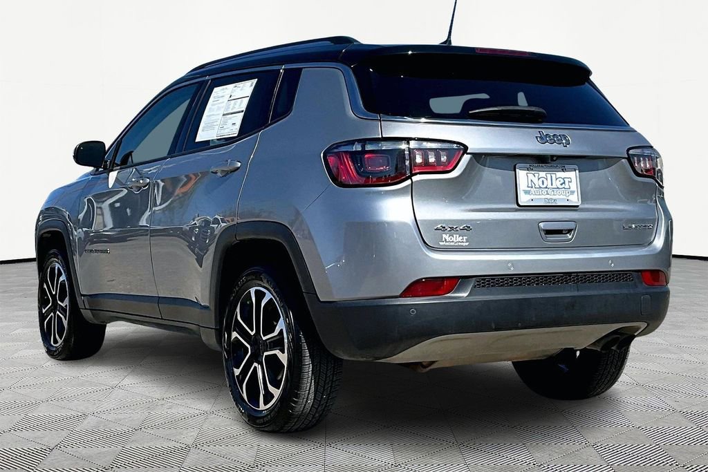 Used 2022 Jeep Compass Limited AWD/4WD image 13