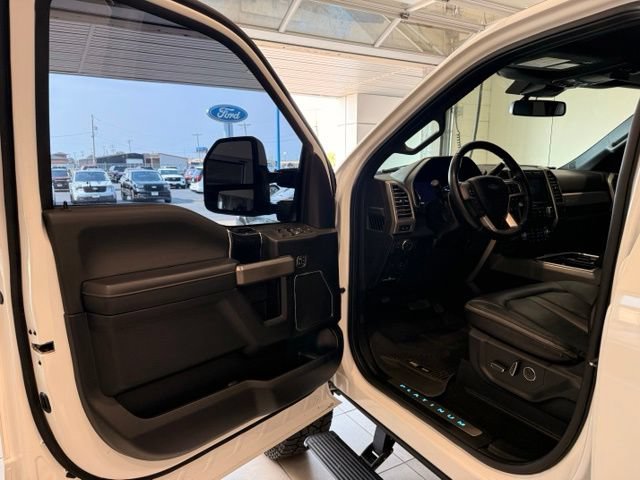Used 2020 Ford F250 Platinum AWD/4WD image 11