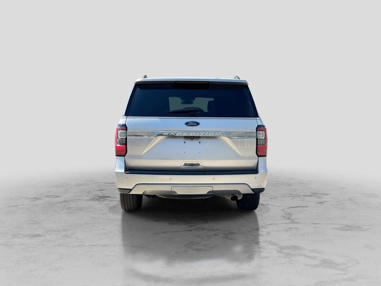Used 2018 Ford Expedition Limited AWD/4WD image 5