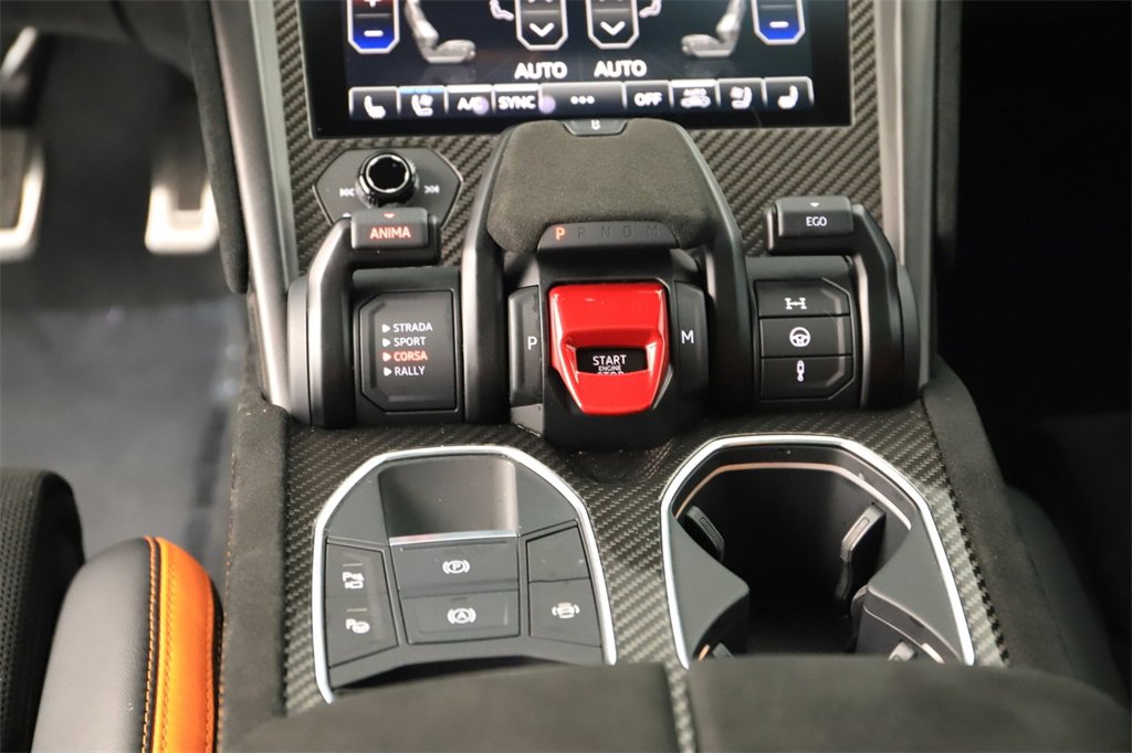 Used 2024 Lamborghini Urus Performante image 21