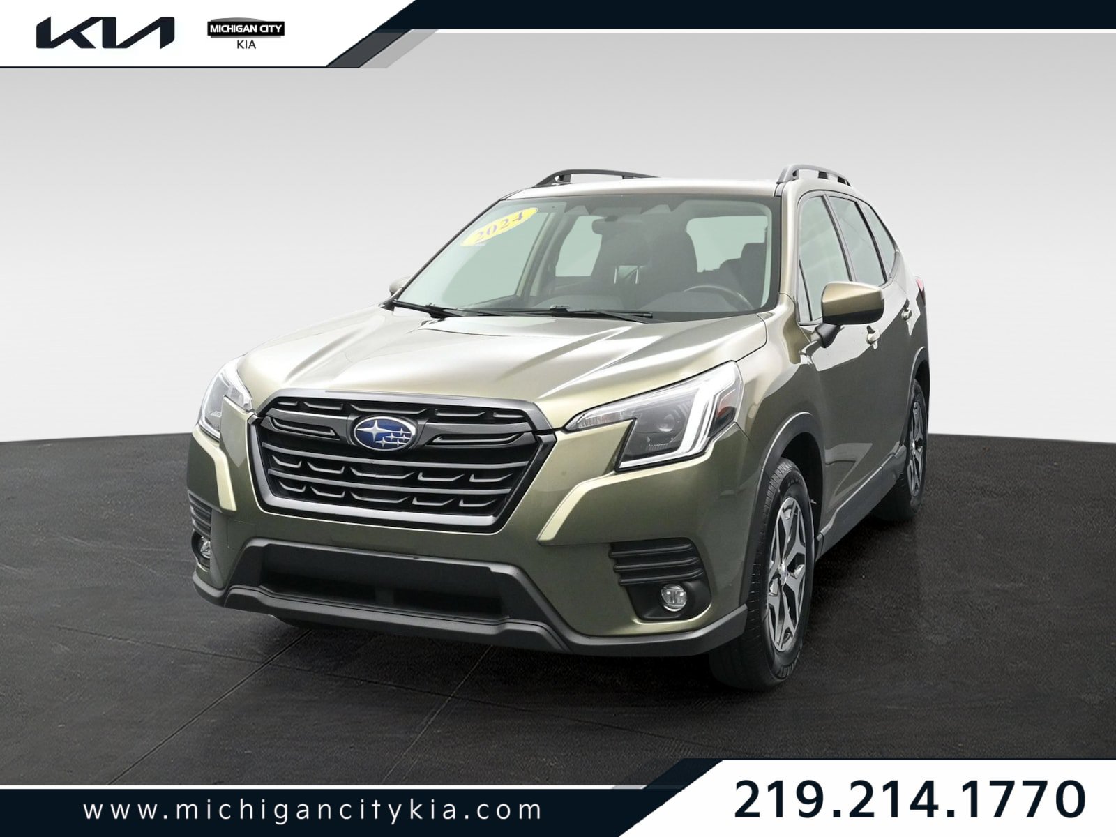 Used 2024 Subaru Forester Premium AWD/4WD image 1