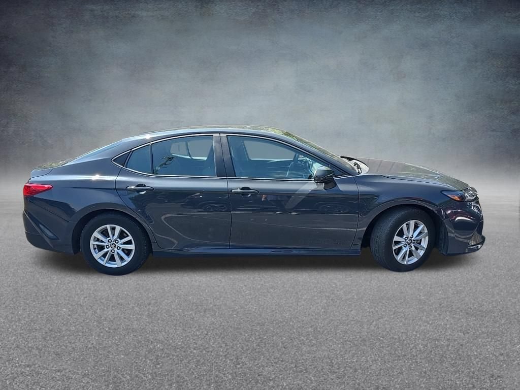 Used 2025 Toyota Camry LE FWD image 8