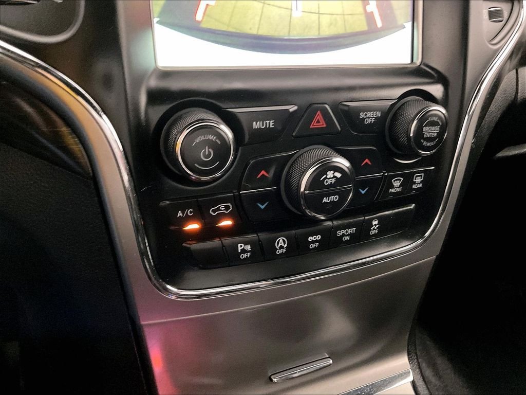 Used 2018 Jeep Grand Cherokee Altitude AWD/4WD image 25