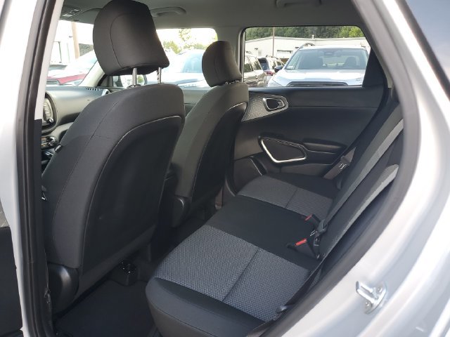 Used 2021 Kia Soul LX FWD image 13