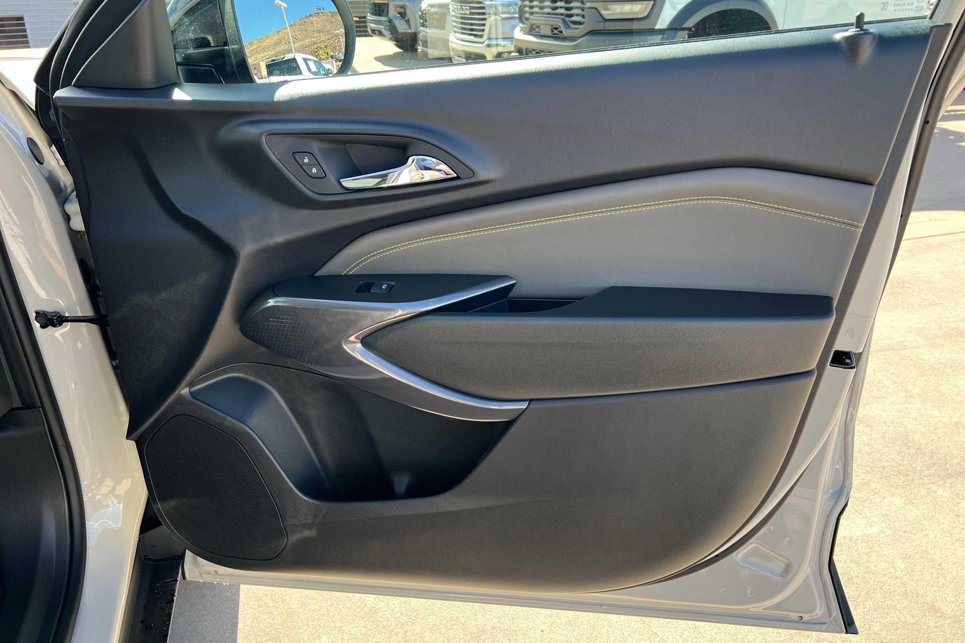 New 2026 Chevrolet Trax ACTIV w/ Driver Confidence Package image 24