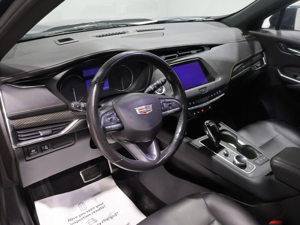 Used 2020 Cadillac XT4 Sport image 15