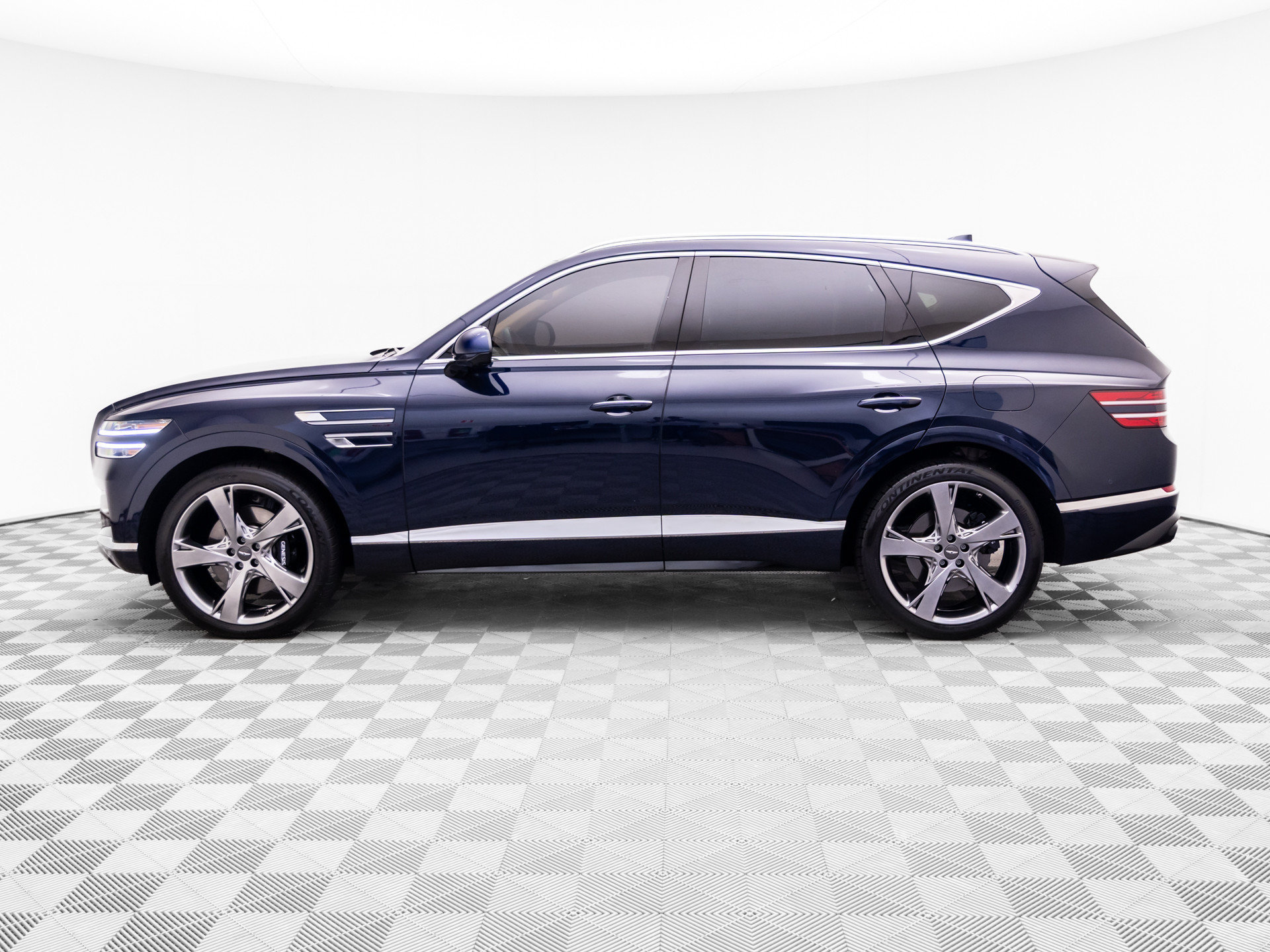Used 2023 Genesis GV80 3.5T w/ Prestige Package AWD/4WD image 2