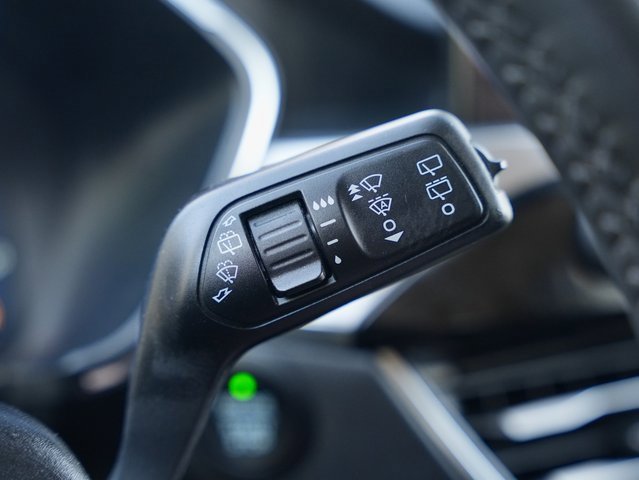 Used 2022 Ford Escape Titanium image 27