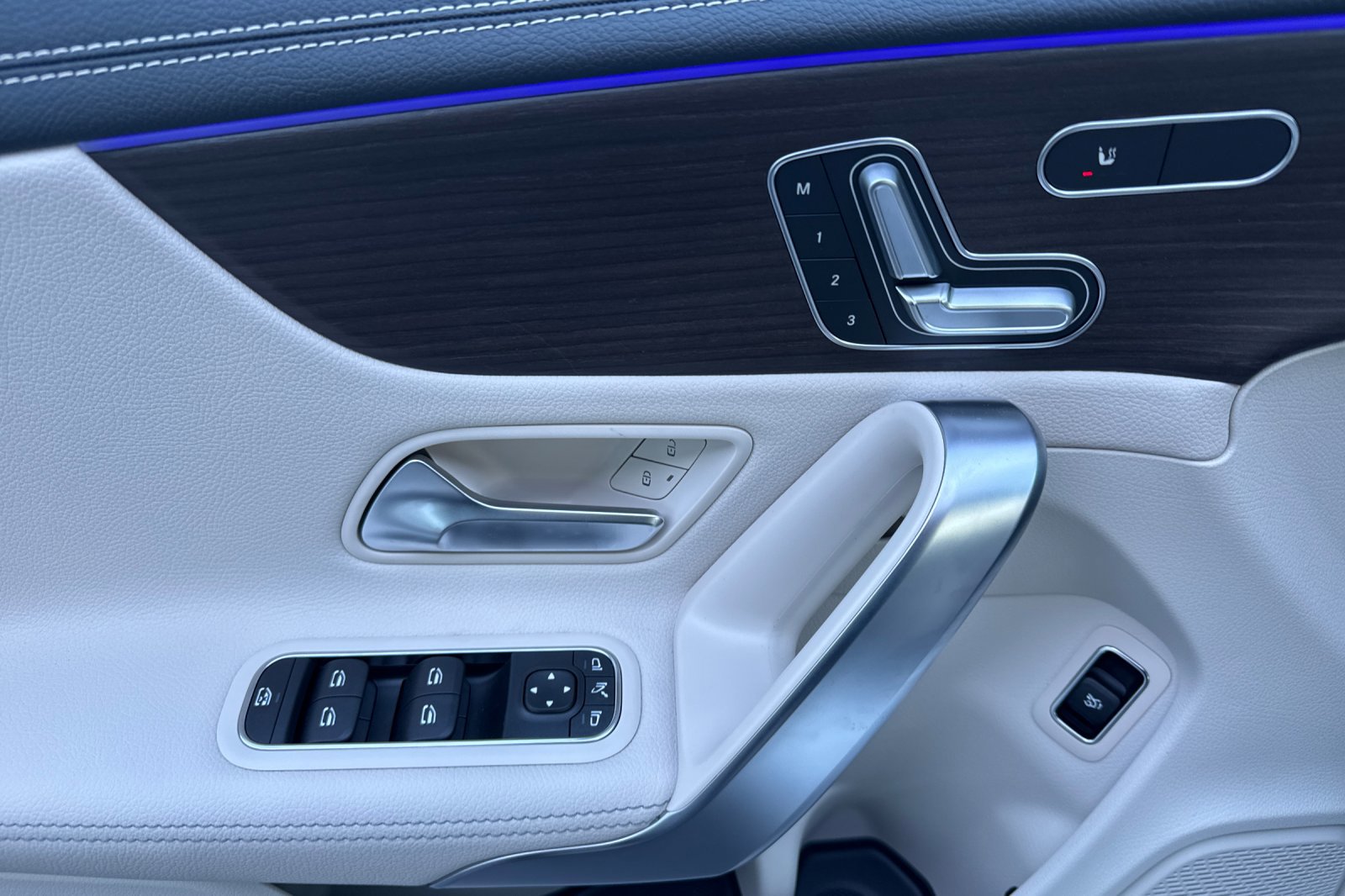 New 2026 Mercedes-Benz CLA 250 4MATIC image 11