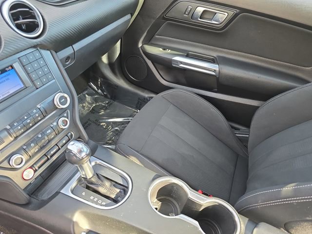 Used 2019 Ford Mustang EcoBoost image 24