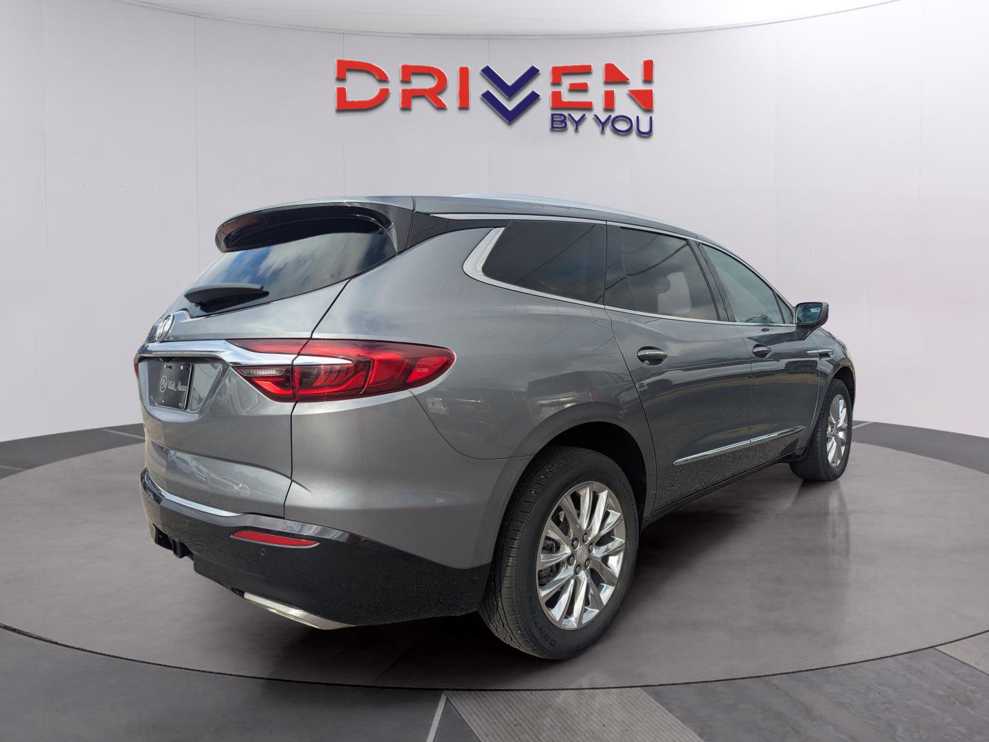 Used 2020 Buick Enclave Premium w/ Sun and Sites Package image 5