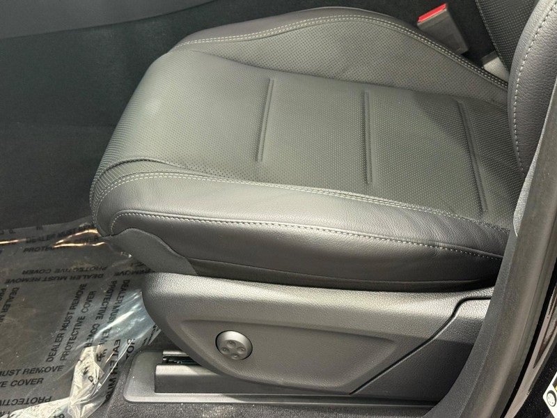 New 2025 Mercedes-Benz GLE 450e 4MATIC image 14