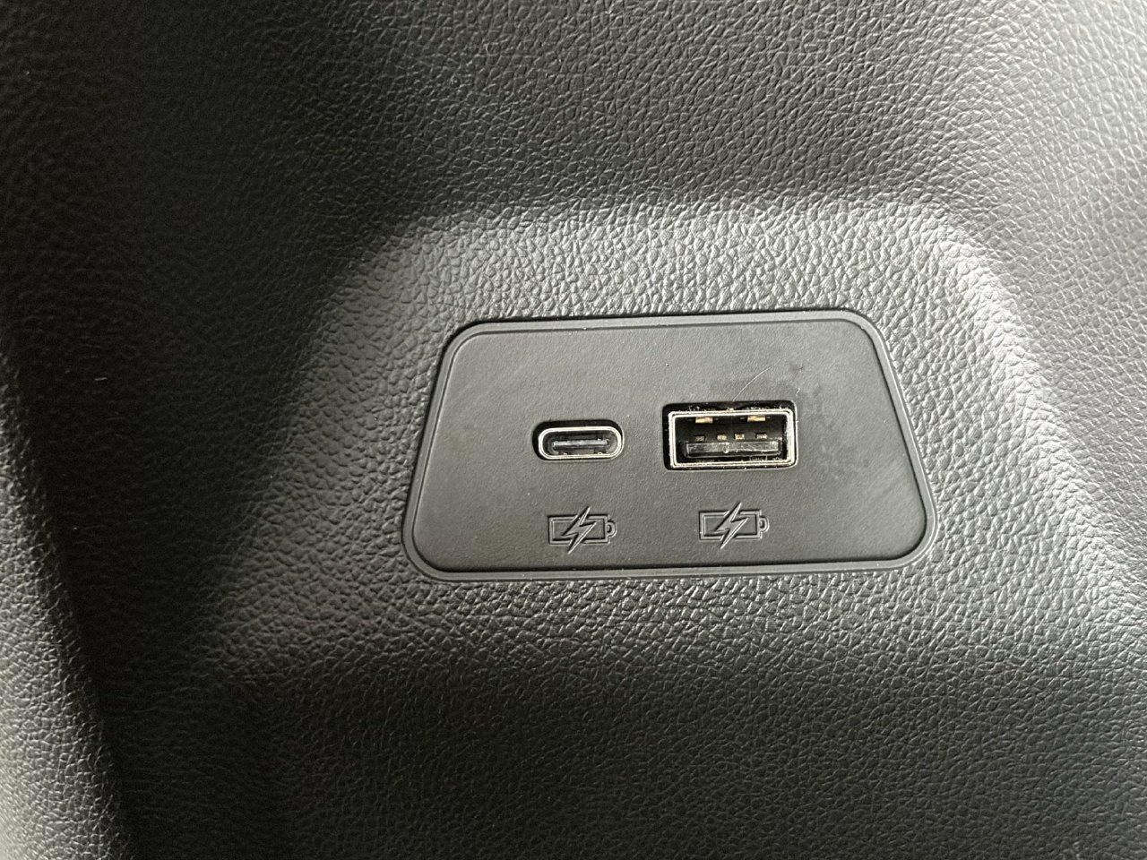 Used 2024 Buick Envision Preferred AWD/4WD image 20