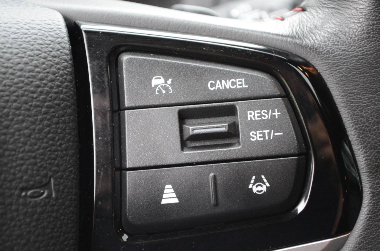 Used 2025 Honda Odyssey Sport-L image 32
