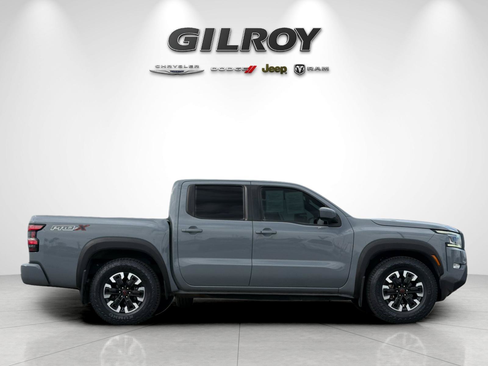 Used 2024 Nissan Frontier Pro-X RWD image 3