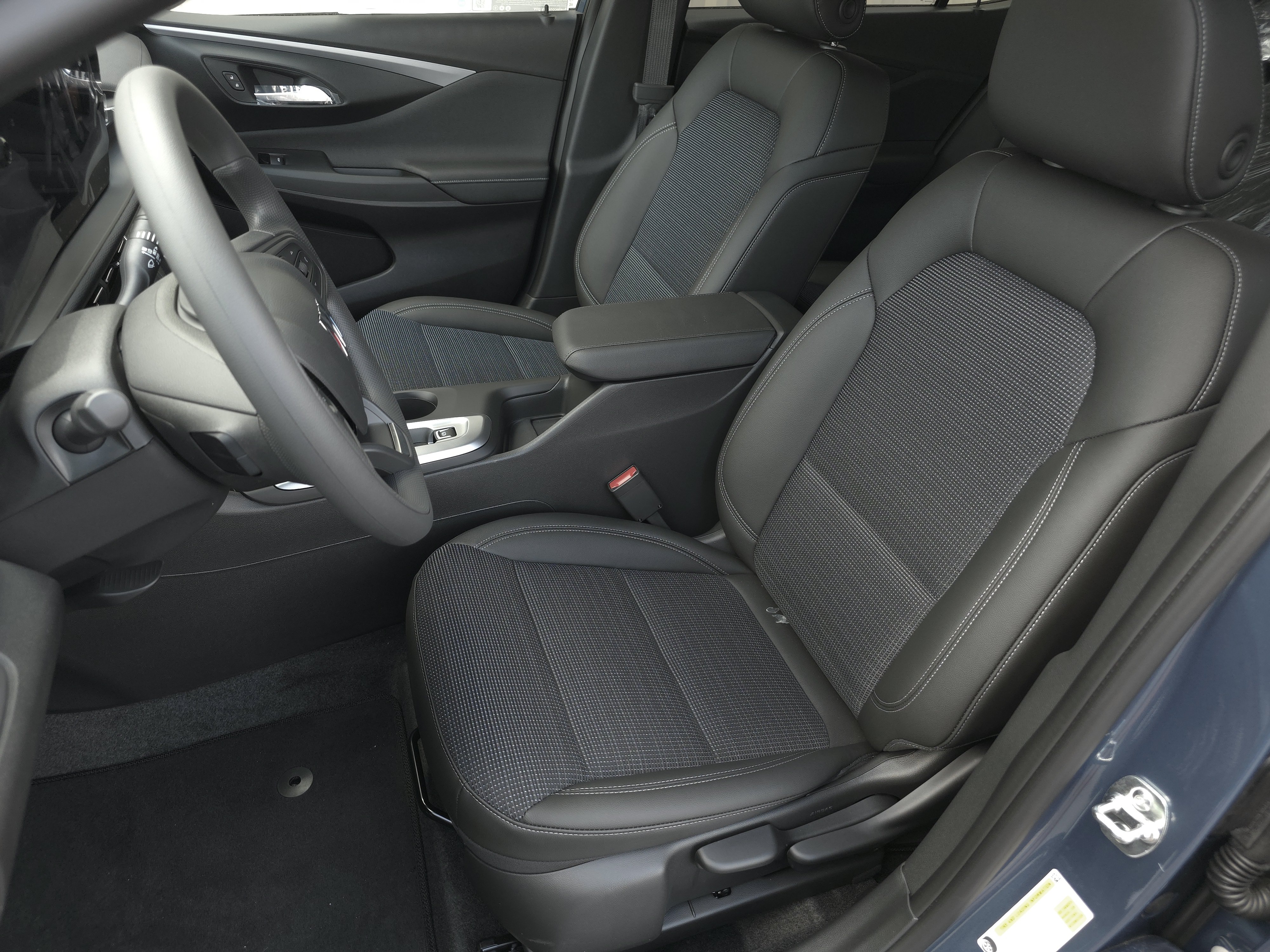 New 2026 Buick Envista Preferred FWD image 10