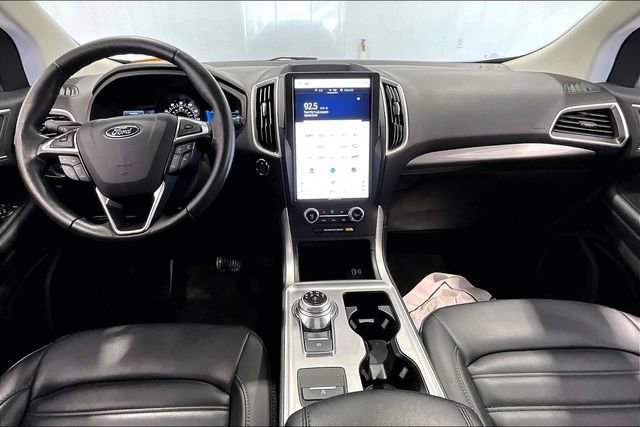 Used 2024 Ford Edge SEL w/ Convenience Package image 7