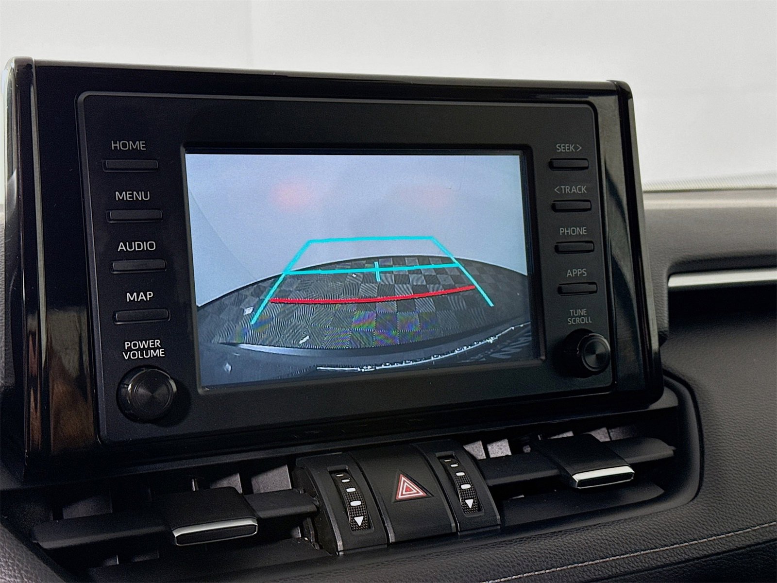 Used 2019 Toyota RAV4 XLE Premium image 11