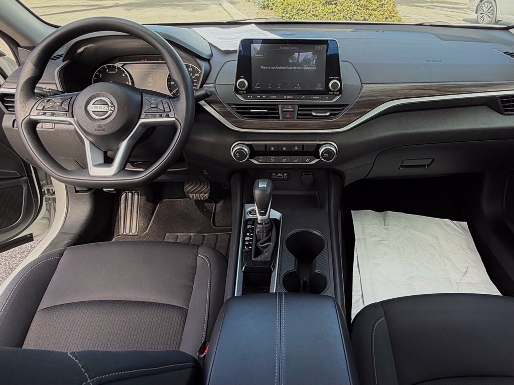 Certified 2025 Nissan Altima 2.5 SV FWD image 19