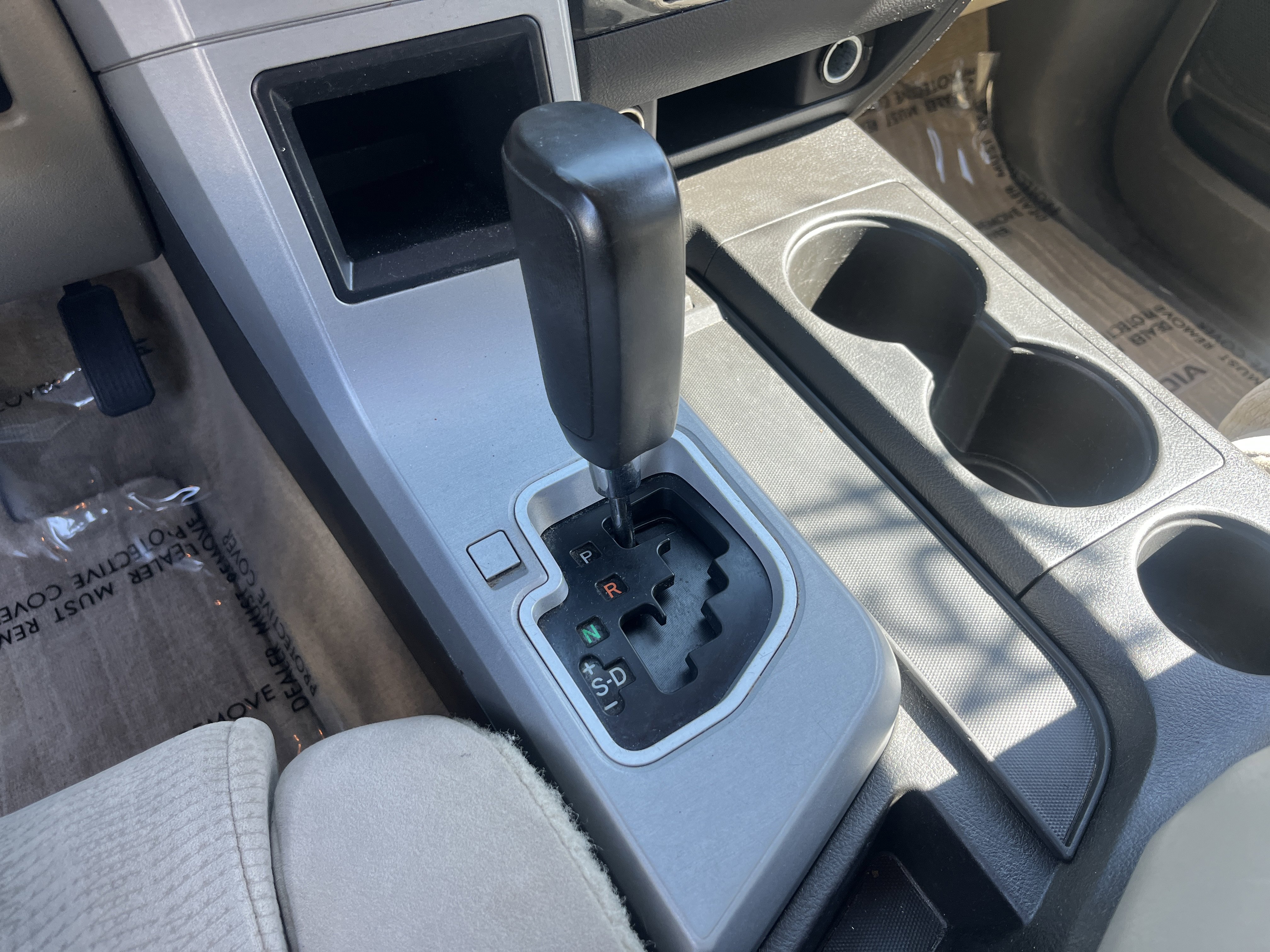 Used 2008 Toyota Sequoia SR5 image 22