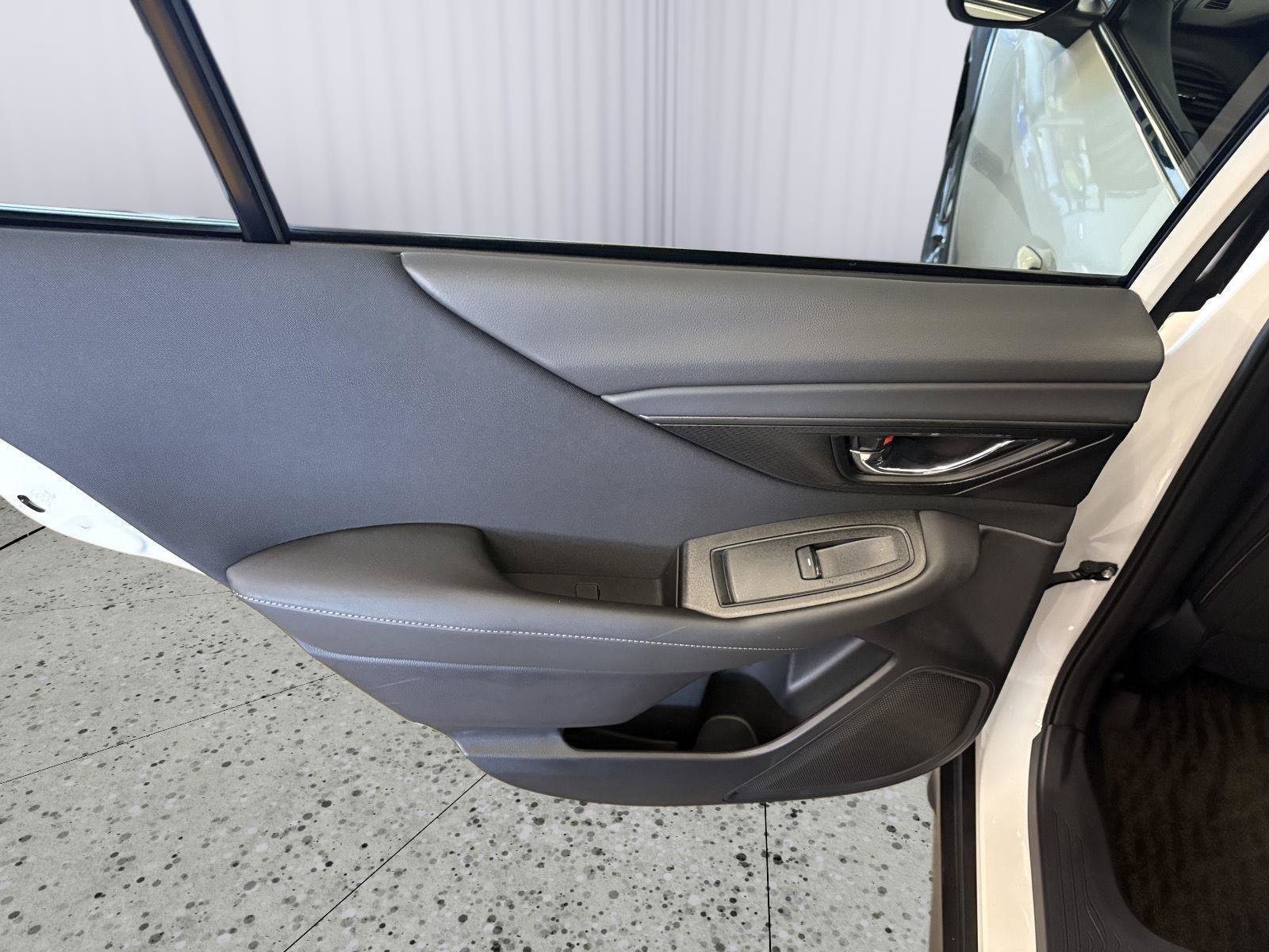 Used 2024 Subaru Outback Premium AWD/4WD image 21