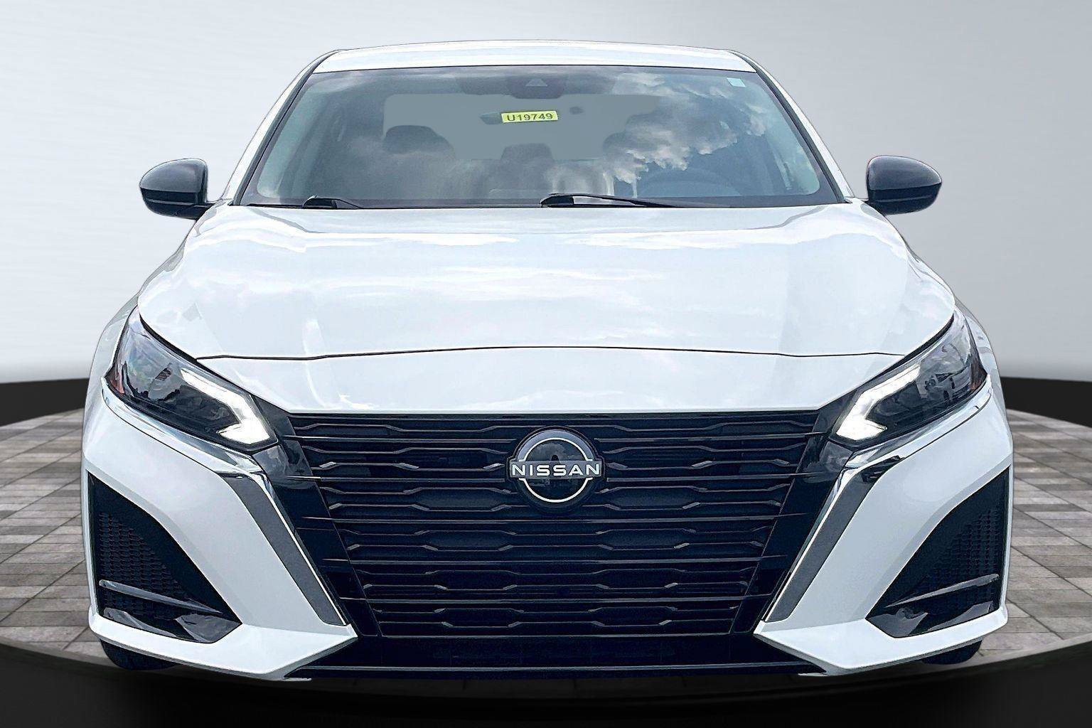 Certified 2025 Nissan Altima 2.5 S FWD image 2