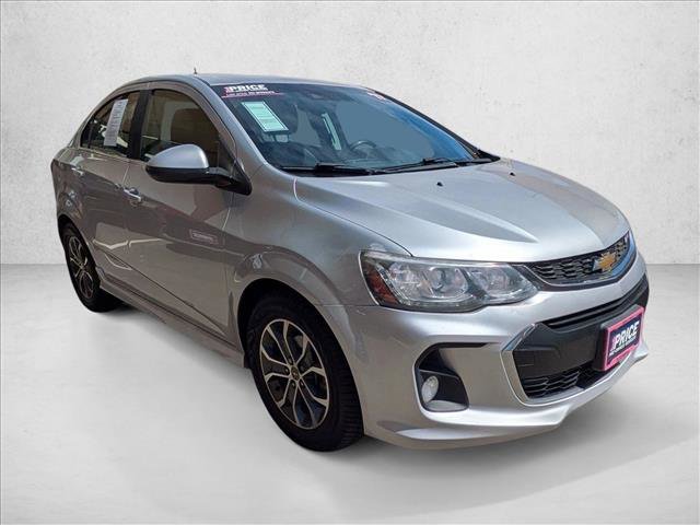 Used 2017 Chevrolet Sonic LT w/ Convenience Package image 3