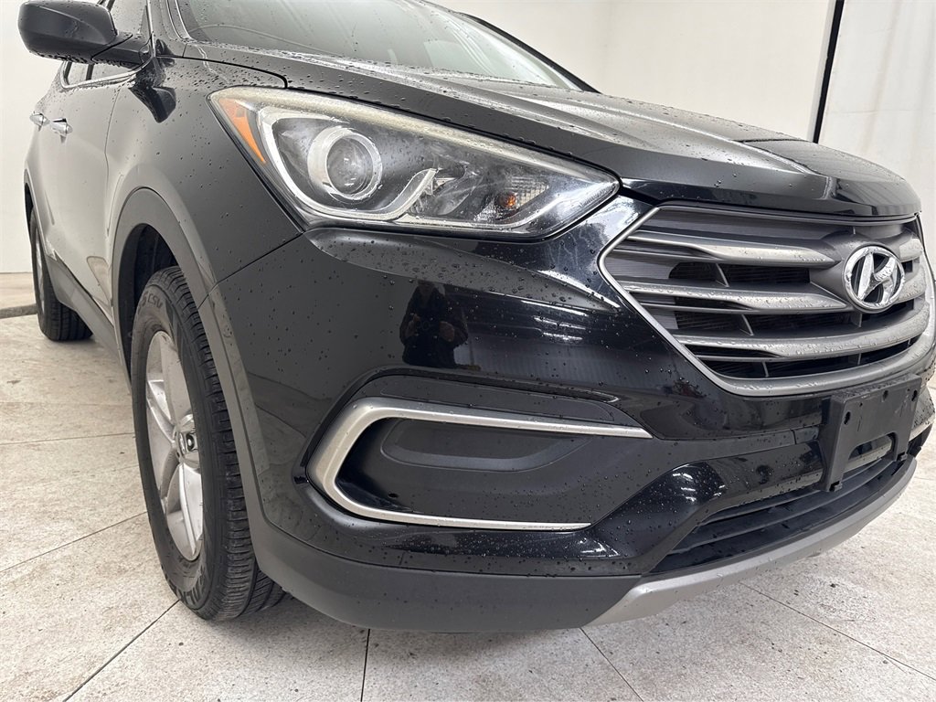 Used 2018 Hyundai Santa Fe Sport image 11