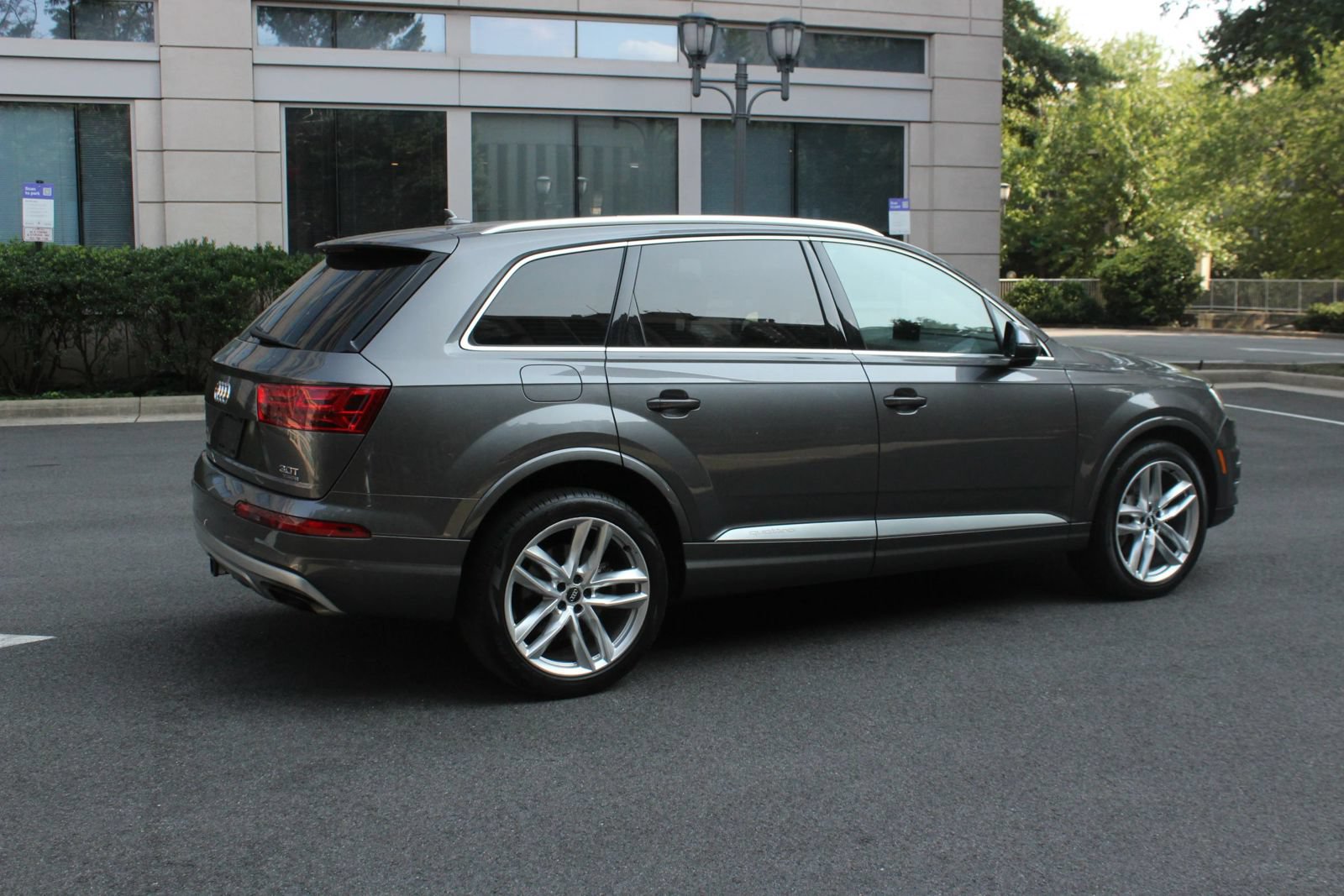 Used 2018 Audi Q7 3.0T Prestige AWD/4WD image 7