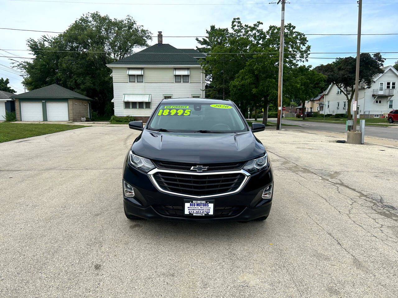 Used 2020 Chevrolet Equinox LT image 2