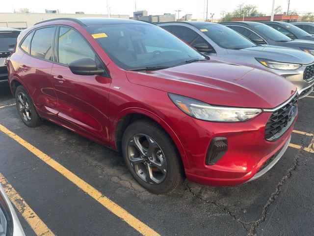 Used 2024 Ford Escape ST-Line w/ Tech Pack #1
