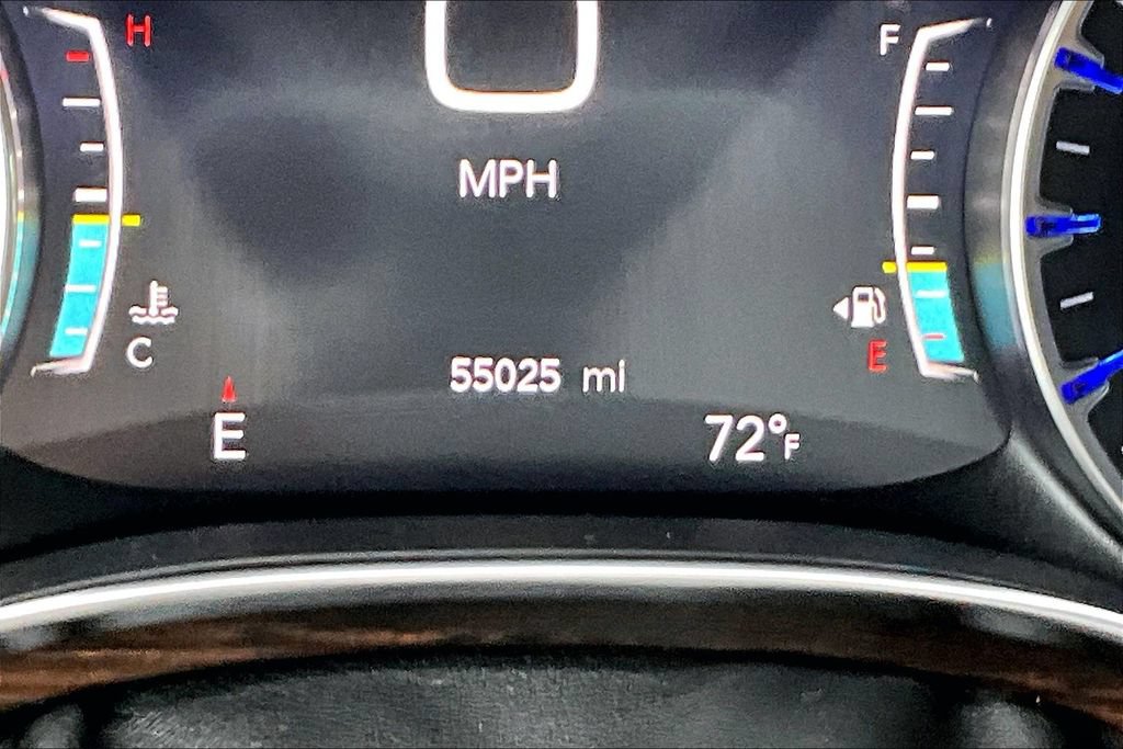 Used 2021 Chrysler Pacifica Pinnacle AWD/4WD image 13
