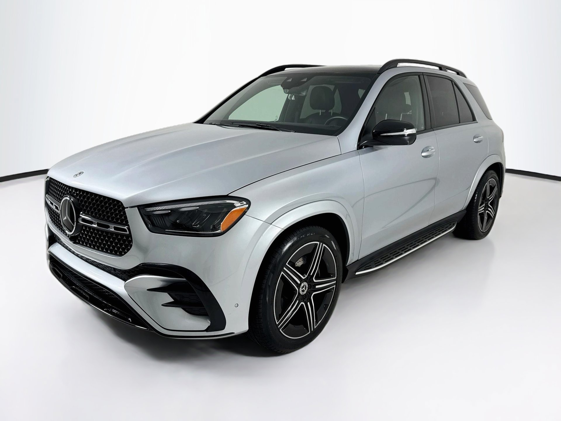 Used 2024 Mercedes-Benz GLE 450 4MATIC image 3