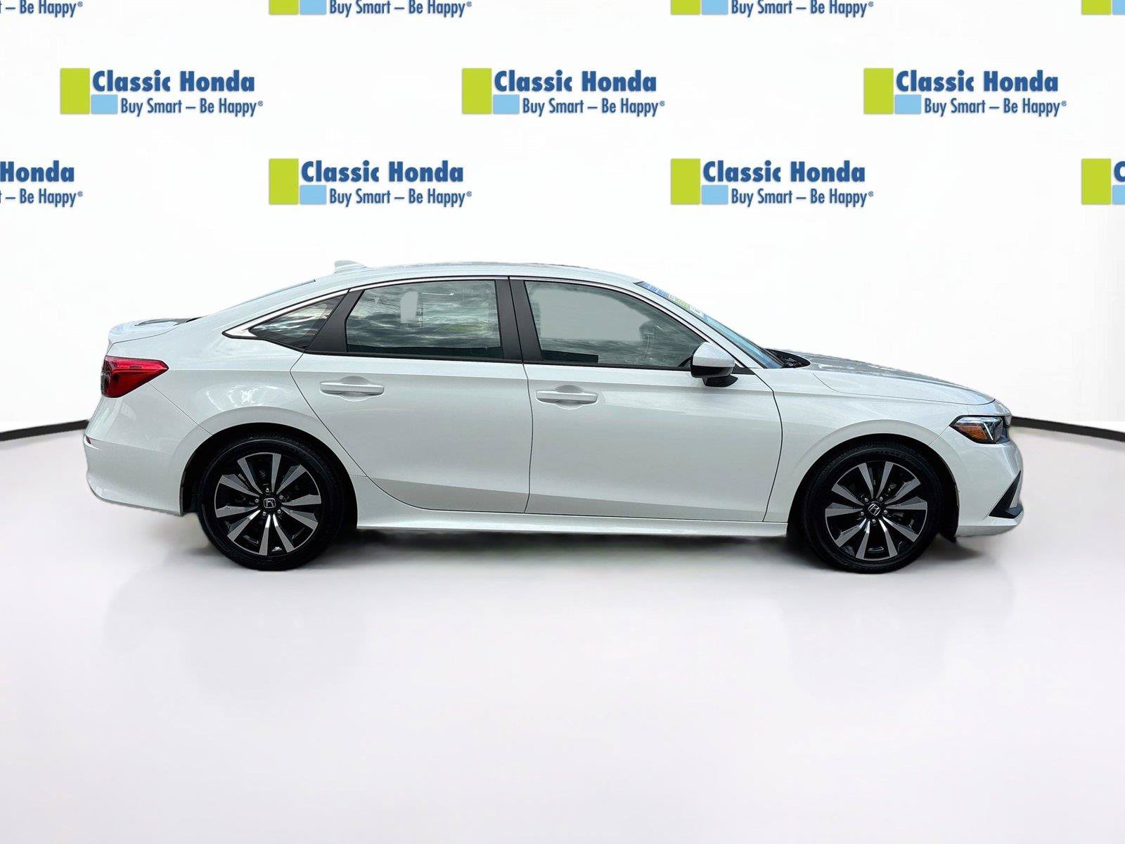 Certified 2024 Honda Civic EX image 9