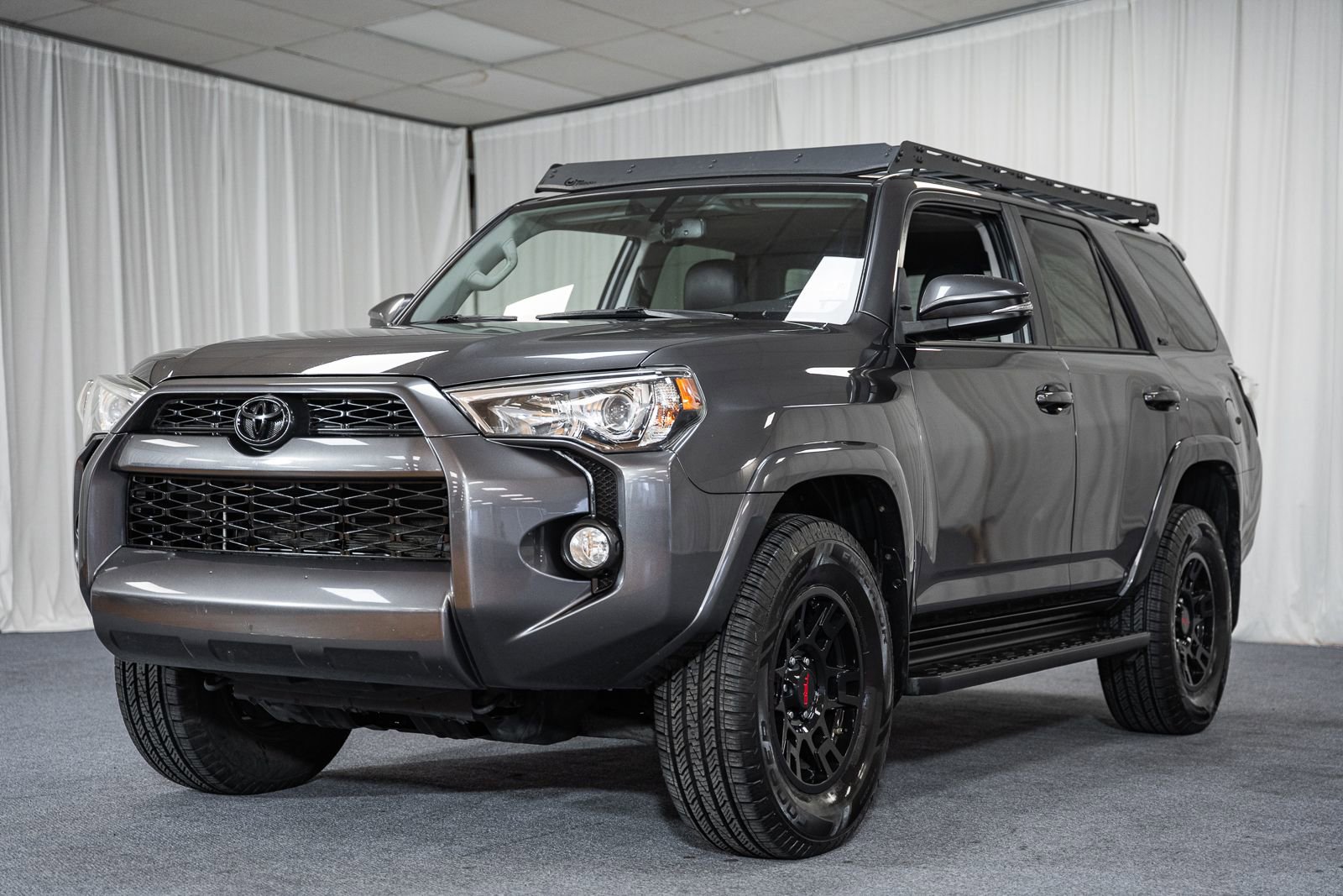 Used 2019 Toyota 4Runner SR5 Premium image 3