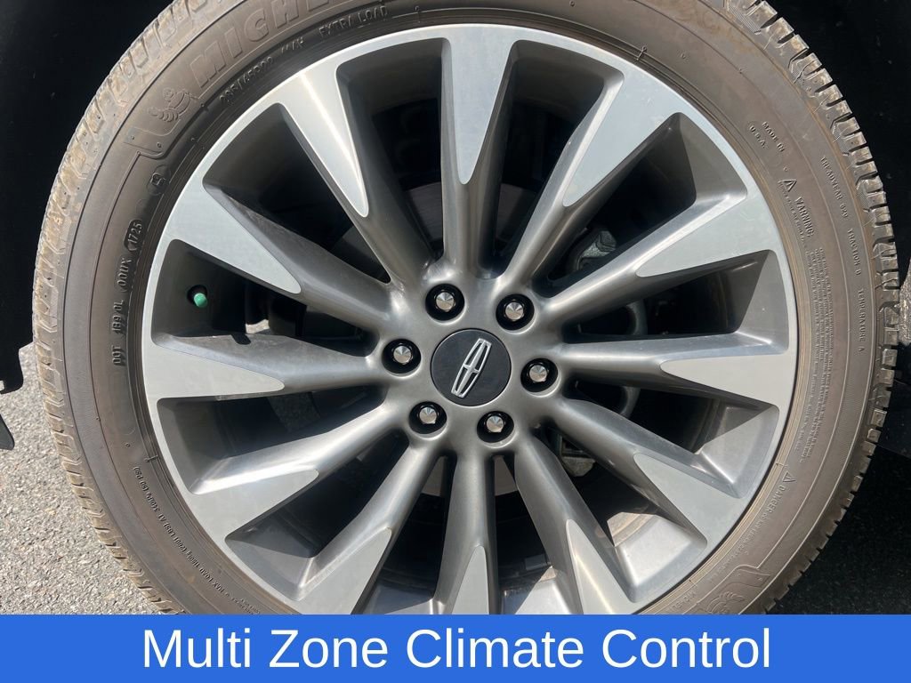 Used 2021 Lincoln Navigator Reserve w/ Luxury Package image 11