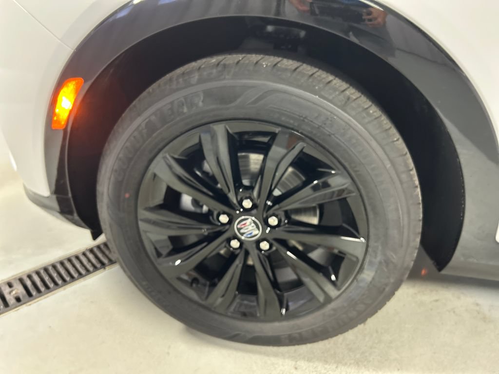New 2026 Buick Envista Sport Touring w/ Convenience I Package FWD image 9