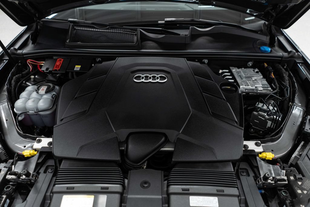 Used 2025 Audi Q7 3.0T Prestige AWD/4WD image 45