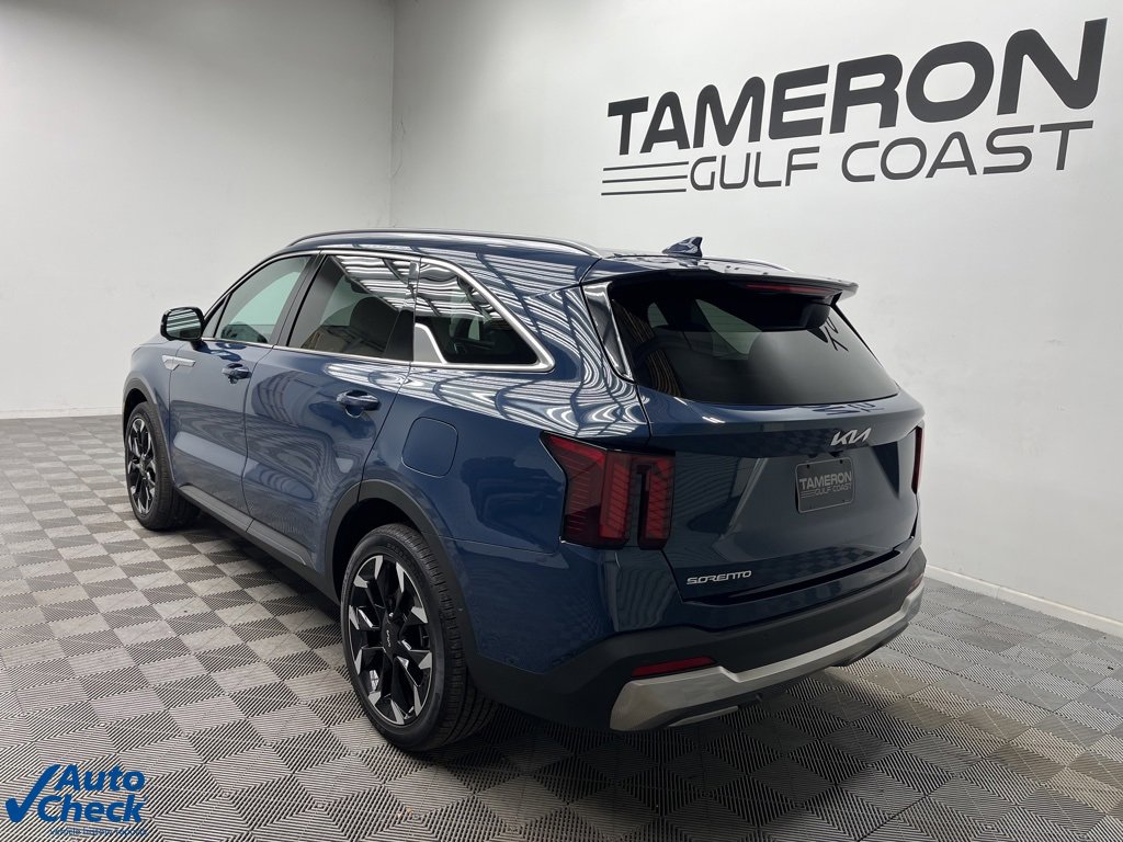 Used 2025 Kia Sorento SX image 8