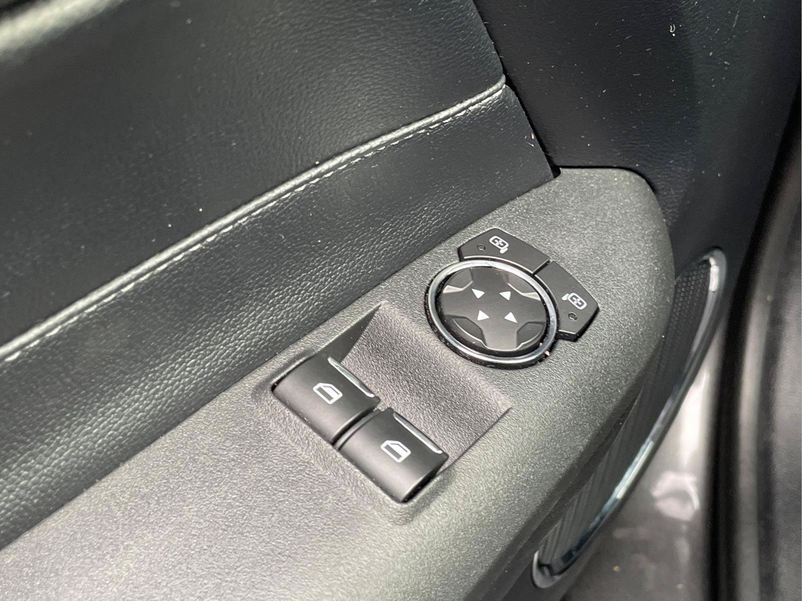 Used 2018 Ford Mustang GT Premium RWD image 18