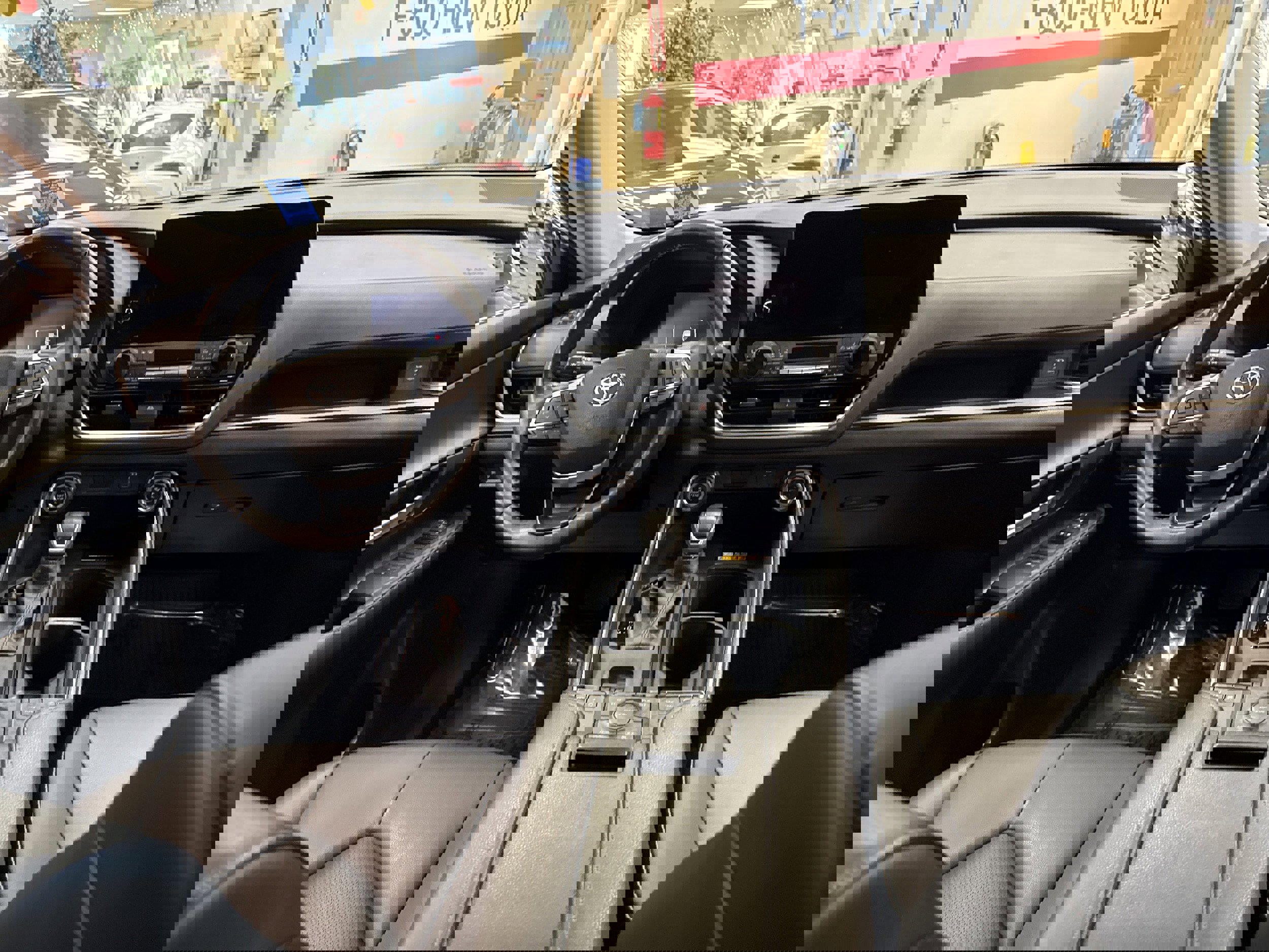 Certified 2024 Toyota Grand Highlander XLE image 23