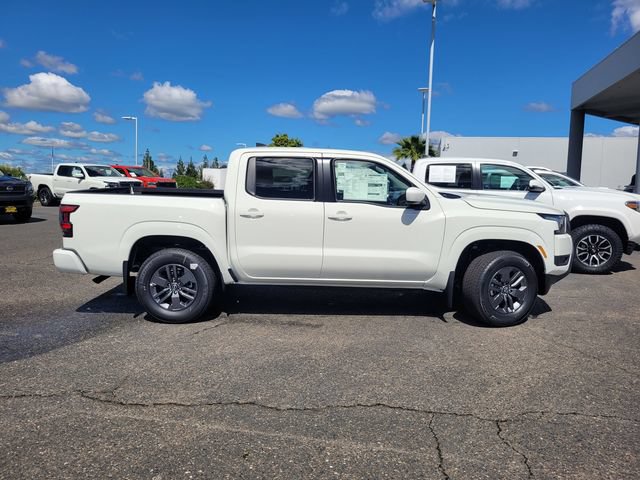 New 2026 Nissan Frontier SV w/ Tow Package AWD/4WD image 4