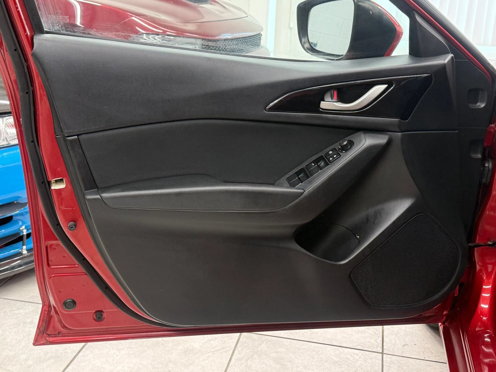 Used 2014 MAZDA MAZDA3 i Sport FWD image 16