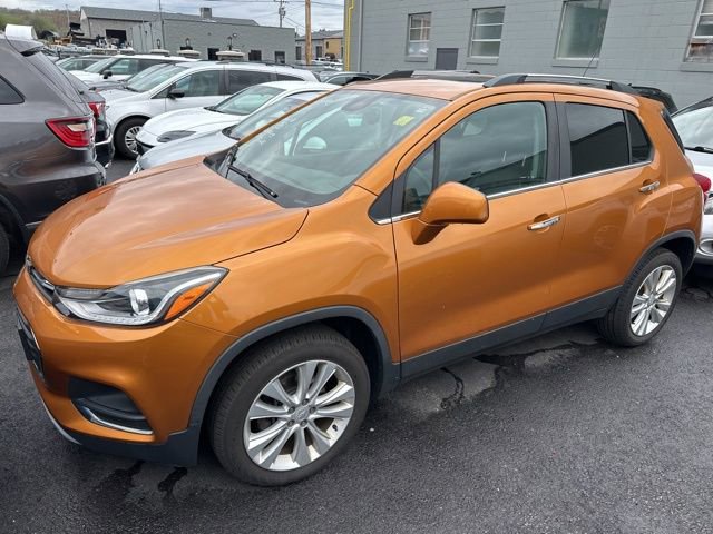 Used 2017 Chevrolet Trax Premier AWD/4WD image 2