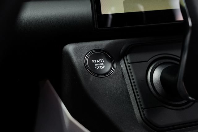 New 2026 Land Rover Defender 110 X-Dynamic SE AWD/4WD image 26